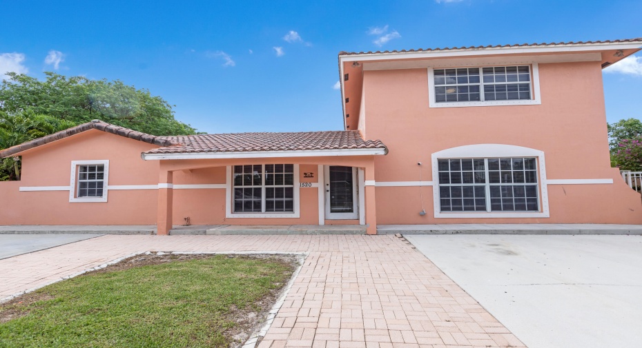 1520 NE 43rd Court, Pompano Beach, Florida 33064, 8 Bedrooms Bedrooms, ,4 BathroomsBathrooms,Residential Lease,For Rent,43rd,RX-10998412