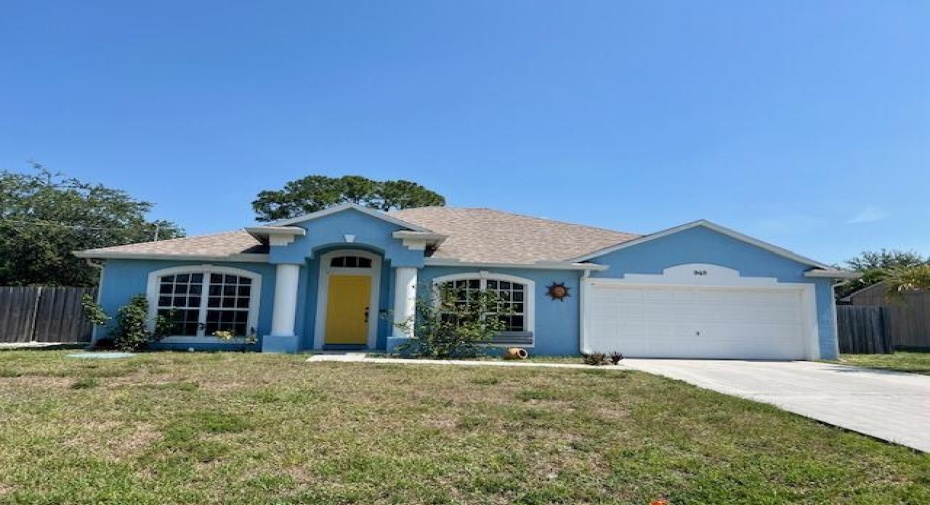 949 SE Bywood Avenue, Port Saint Lucie, Florida 34983, 3 Bedrooms Bedrooms, ,2 BathroomsBathrooms,Single Family,For Sale,Bywood,RX-10990818