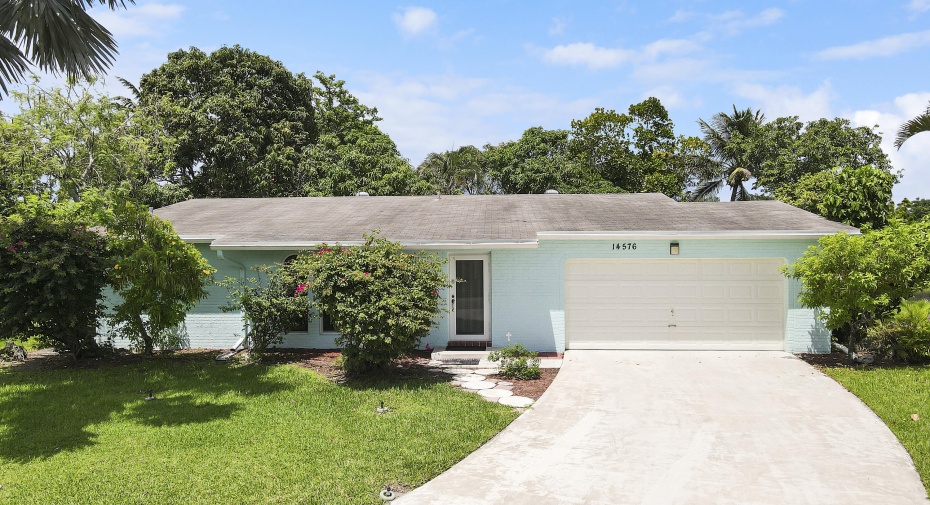 14576 Country Side Lane, Delray Beach, Florida 33484, 2 Bedrooms Bedrooms, ,2 BathroomsBathrooms,Single Family,For Sale,Country Side,RX-10992543