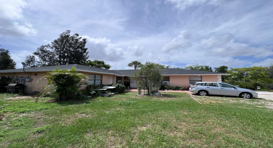 9370 Hi Drive Unit A, B & C, Palm Beach Gardens, Florida 33403, ,Residential Income,For Sale,Hi,RX-10996326