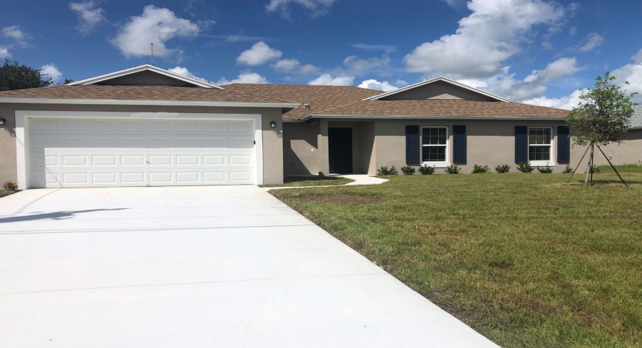 6044 NW Wolverine Rd Road, Port Saint Lucie, Florida 34986, 4 Bedrooms Bedrooms, ,3 BathroomsBathrooms,Residential Lease,For Rent,Wolverine Rd,RX-10998615