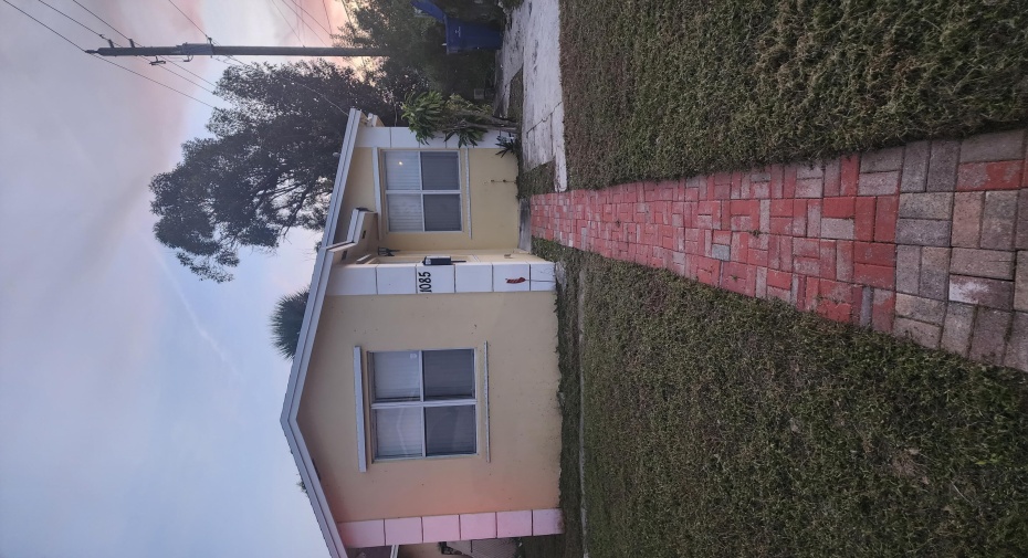 1085 W 30th Street, Riviera Beach, Florida 33404, 3 Bedrooms Bedrooms, ,1 BathroomBathrooms,Residential Lease,For Rent,30th,RX-10998780