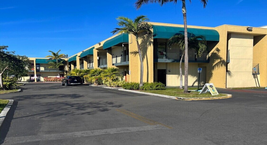 2331 N State Rd 7 Unit 217, Lauderhill, Florida 33313, ,E,For Sale,State Rd 7,RX-10998909