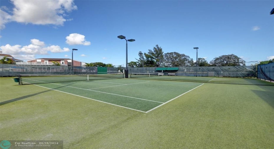 7 Tennis courts