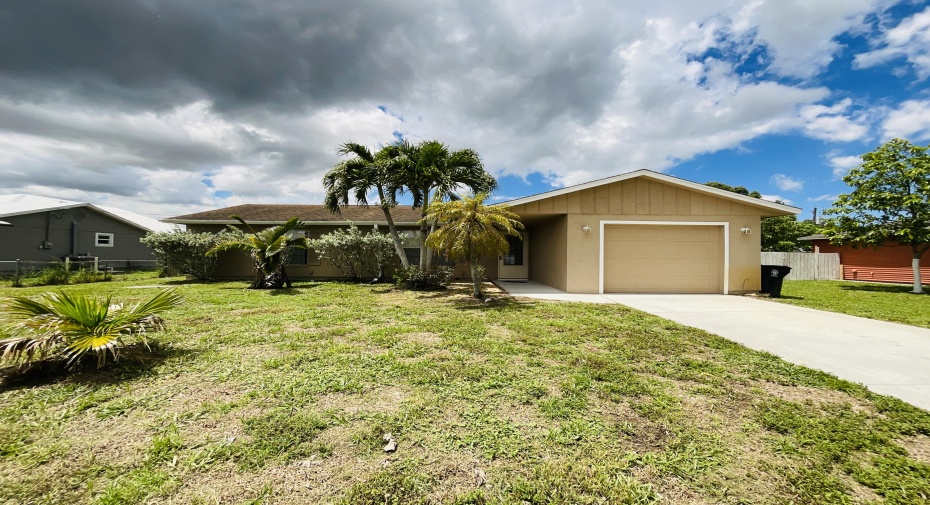 749 NW Bayard Avenue, Port Saint Lucie, Florida 34983, 3 Bedrooms Bedrooms, ,2 BathroomsBathrooms,Residential Lease,For Rent,Bayard,RX-10999205