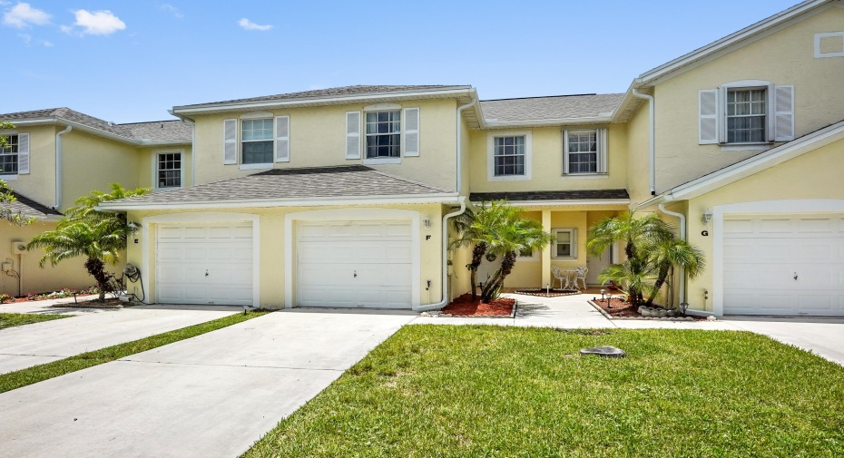 230 Foxtail Drive Unit F, Greenacres, Florida 33415, 3 Bedrooms Bedrooms, ,2 BathroomsBathrooms,Townhouse,For Sale,Foxtail,2,RX-10999963