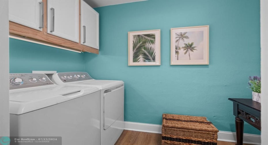 Laundry room with spacious storage
