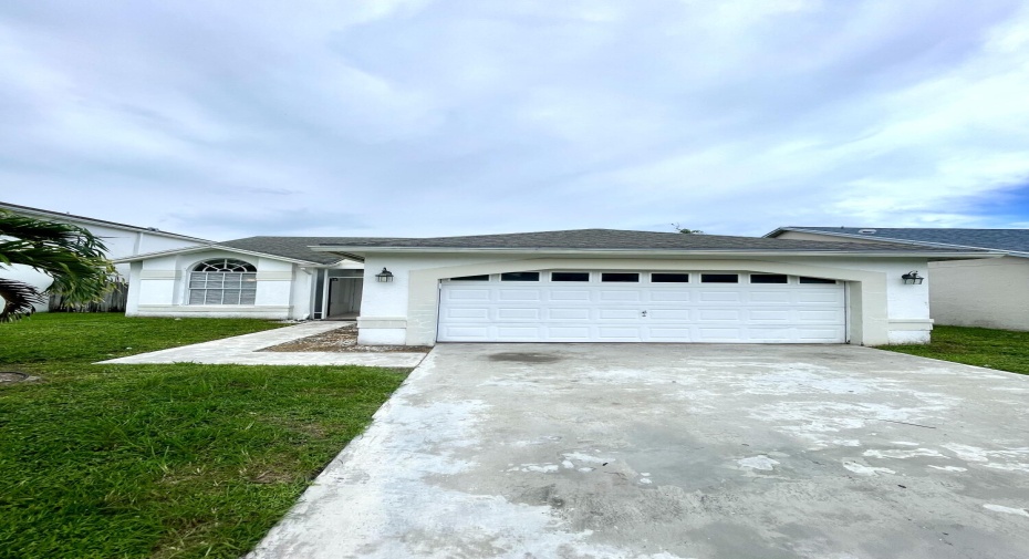 5135 Foxhall Drive, West Palm Beach, Florida 33417, 3 Bedrooms Bedrooms, ,2 BathroomsBathrooms,Residential Lease,For Rent,Foxhall,1,RX-10999647