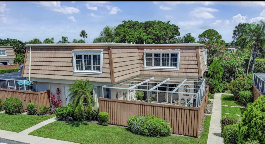 11554 Winchester Drive, Palm Beach Gardens, Florida 33410, 3 Bedrooms Bedrooms, ,2 BathroomsBathrooms,Townhouse,For Sale,Winchester,RX-11000063