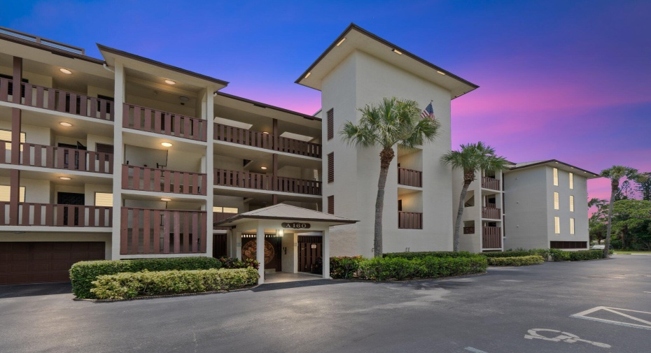 160 SE Saint Lucie Boulevard Unit A402, Stuart, Florida 34996, 2 Bedrooms Bedrooms, ,2 BathroomsBathrooms,Condominium,For Sale,Saint Lucie,4,RX-11000092