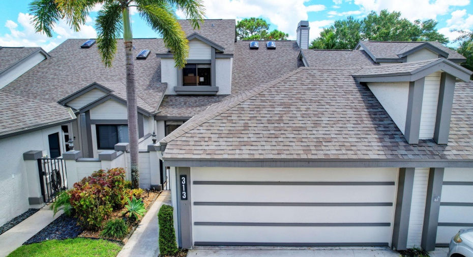 313 Landings Boulevard, Greenacres, Florida 33413, 4 Bedrooms Bedrooms, ,2 BathroomsBathrooms,Townhouse,For Sale,Landings,RX-11000208