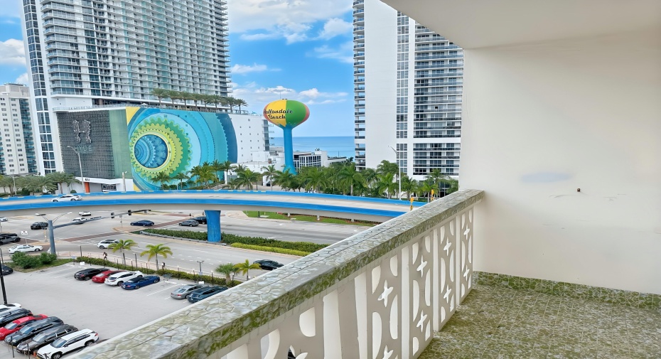 1825 S Ocean Drive Unit 903, Hallandale Beach, Florida 33009, 1 Bedroom Bedrooms, ,1 BathroomBathrooms,Condominium,For Sale,Ocean,9,RX-11000229