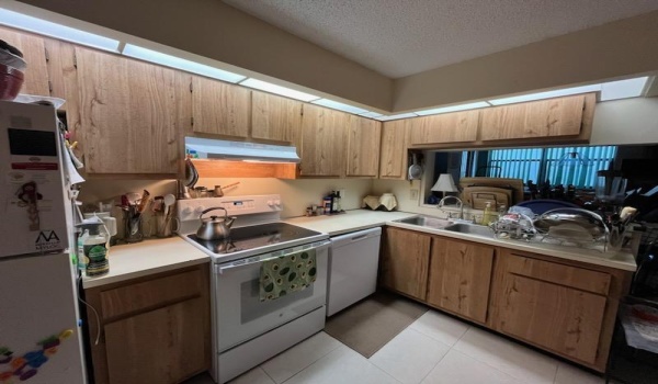 106 Lake Emerald Drive Unit 303, Oakland Park, Florida 33309, 2 Bedrooms Bedrooms, ,2 BathroomsBathrooms,Condominium,For Sale,Lake Emerald,3,RX-11000373