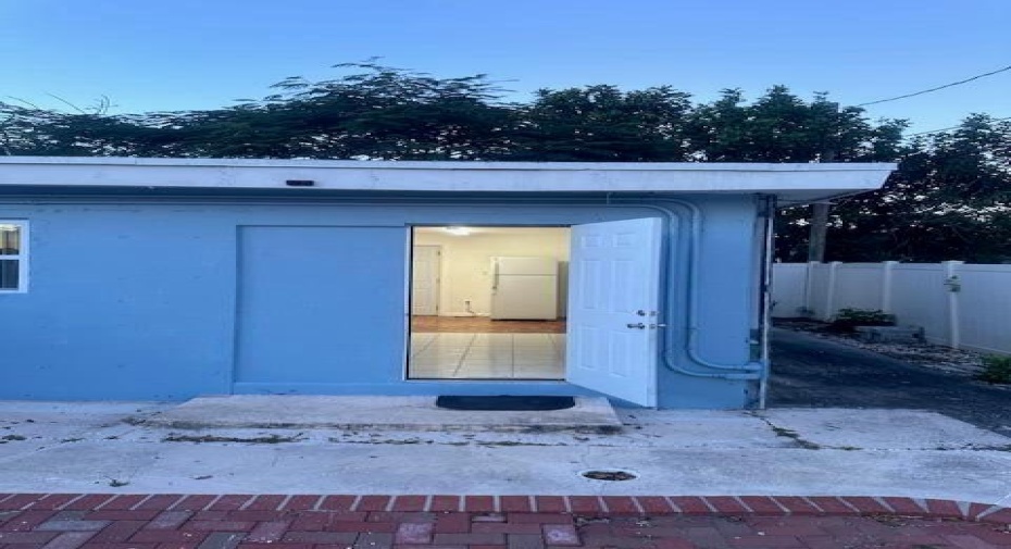 1210 S D Street Unit Rear 2, Lake Worth Beach, Florida 33460, 1 Bedroom Bedrooms, ,1 BathroomBathrooms,F,For Sale,D,RX-11000456