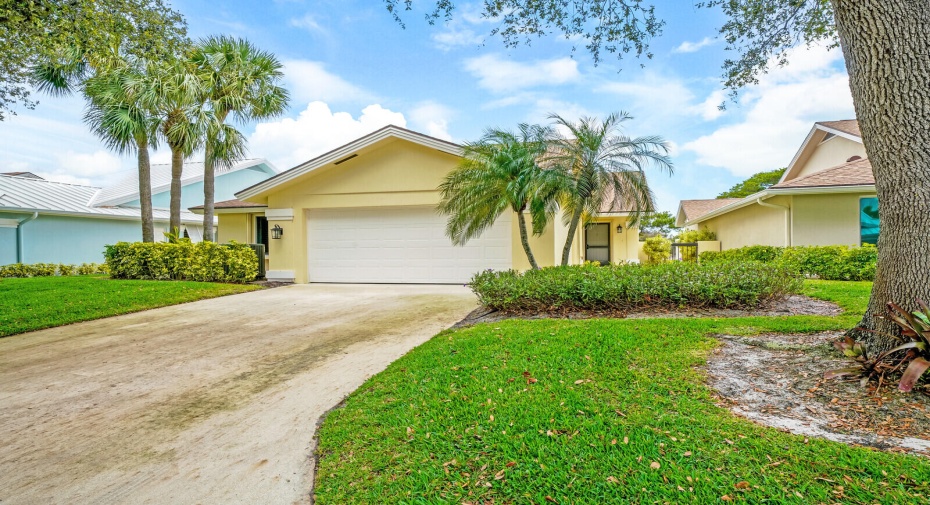 329 Ridge Road, Jupiter, Florida 33477, 3 Bedrooms Bedrooms, ,2 BathroomsBathrooms,Residential Lease,For Rent,Ridge,RX-11000722