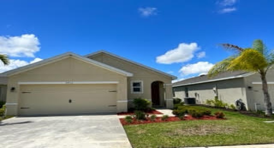 9410 SW Ligorio Way, Port Saint Lucie, Florida 34987, 3 Bedrooms Bedrooms, ,2 BathroomsBathrooms,Residential Lease,For Rent,Ligorio,1,RX-11000985