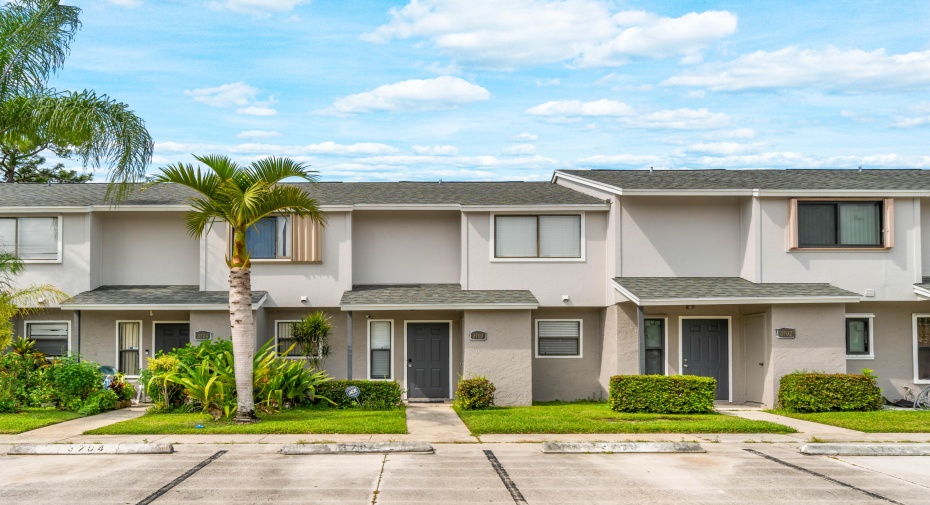 3703 Inlet Circle, Greenacres, Florida 33463, 2 Bedrooms Bedrooms, ,2 BathroomsBathrooms,Residential Lease,For Rent,Inlet,RX-11001098