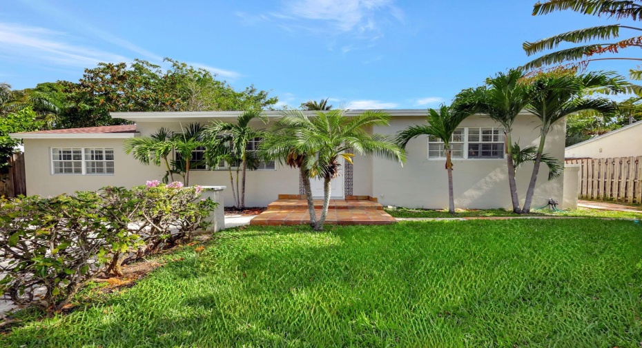 353 Gregory Road, West Palm Beach, Florida 33405, 3 Bedrooms Bedrooms, ,1 BathroomBathrooms,Single Family,For Sale,Gregory,RX-11001172