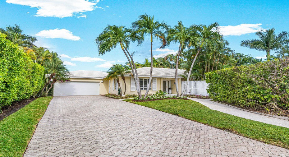 241 List Road, Palm Beach, Florida 33480, 4 Bedrooms Bedrooms, ,3 BathroomsBathrooms,Residential Lease,For Rent,List,1,RX-11001173