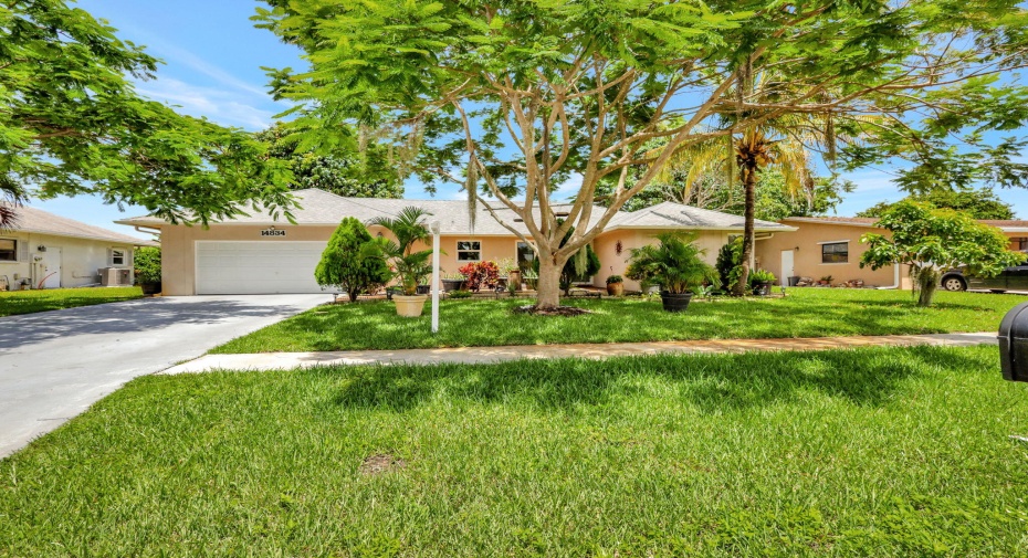 14834 Summersong Lane, Delray Beach, Florida 33484, 3 Bedrooms Bedrooms, ,2 BathroomsBathrooms,Single Family,For Sale,Summersong,RX-11001223