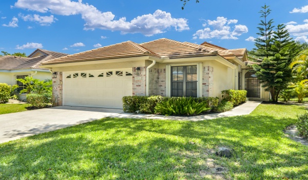 4800 Sherwood Forest Drive, Delray Beach, Florida 33445, 3 Bedrooms Bedrooms, ,2 BathroomsBathrooms,Residential Lease,For Rent,Sherwood Forest,1,RX-10977549
