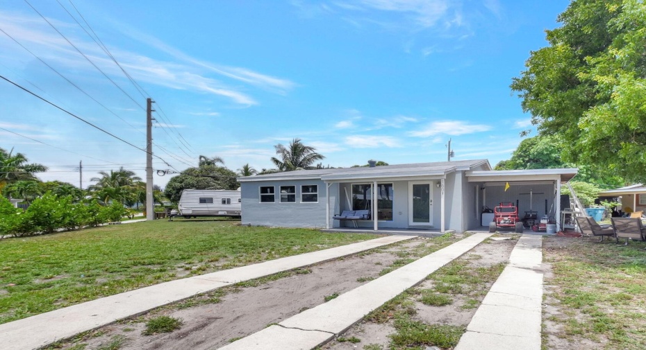 1601 NE 4th Street, Boynton Beach, Florida 33435, 3 Bedrooms Bedrooms, ,2 BathroomsBathrooms,Single Family,For Sale,4th,RX-11001502