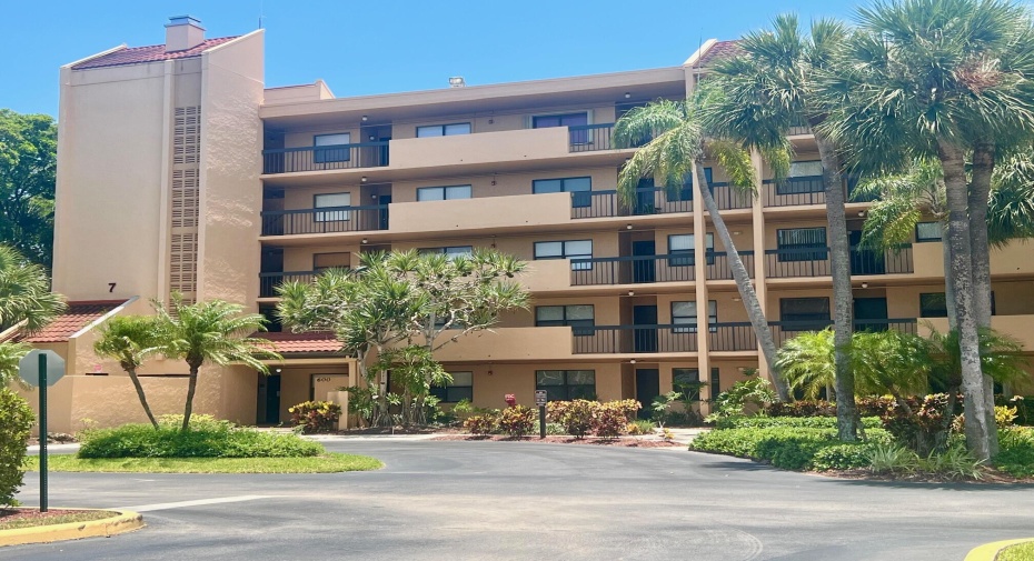 600 Egret Circle Unit 7101, Delray Beach, Florida 33444, 2 Bedrooms Bedrooms, ,2 BathroomsBathrooms,Residential Lease,For Rent,Egret,1,RX-11001536