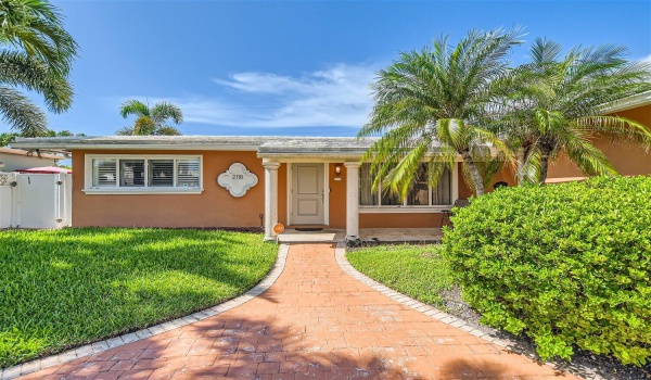 2118 NE 57th Street, Fort Lauderdale, Florida 33308, 3 Bedrooms Bedrooms, ,3 BathroomsBathrooms,Single Family,For Sale,57th,RX-10996390