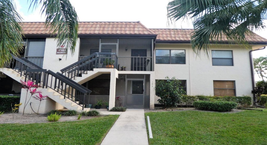 7161 Golf Colony Court Unit 201, Lake Worth, Florida 33467, 2 Bedrooms Bedrooms, ,2 BathroomsBathrooms,Residential Lease,For Rent,Golf Colony,201,RX-11001657