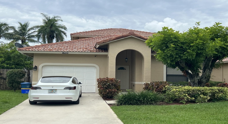 1633 N Hawthorne Place Unit 1, Wellington, Florida 33414, 3 Bedrooms Bedrooms, ,2 BathroomsBathrooms,Residential Lease,For Rent,Hawthorne,RX-11002029
