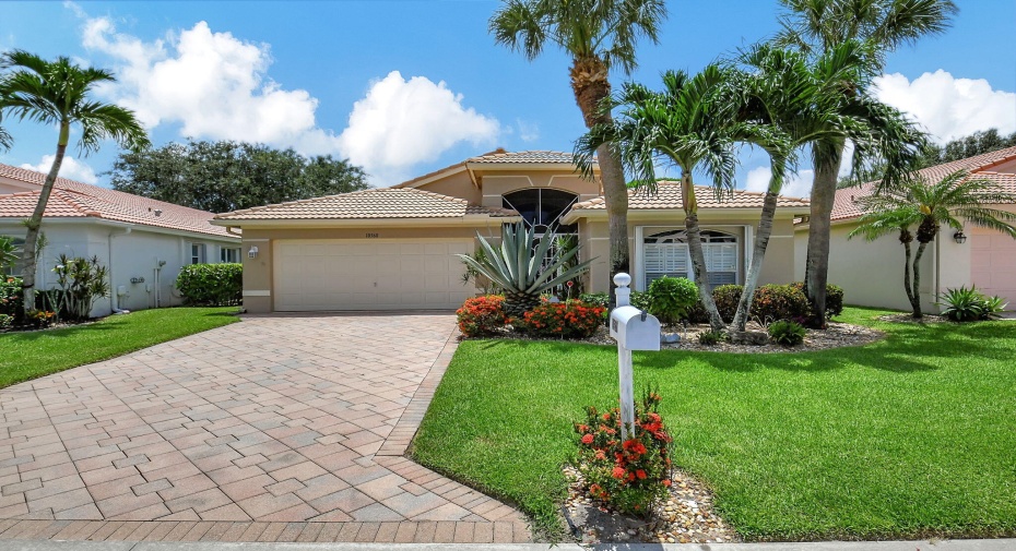 10560 Sunset Isles Court, Boynton Beach, Florida 33437, 3 Bedrooms Bedrooms, ,2 BathroomsBathrooms,Single Family,For Sale,Sunset Isles,RX-11002241