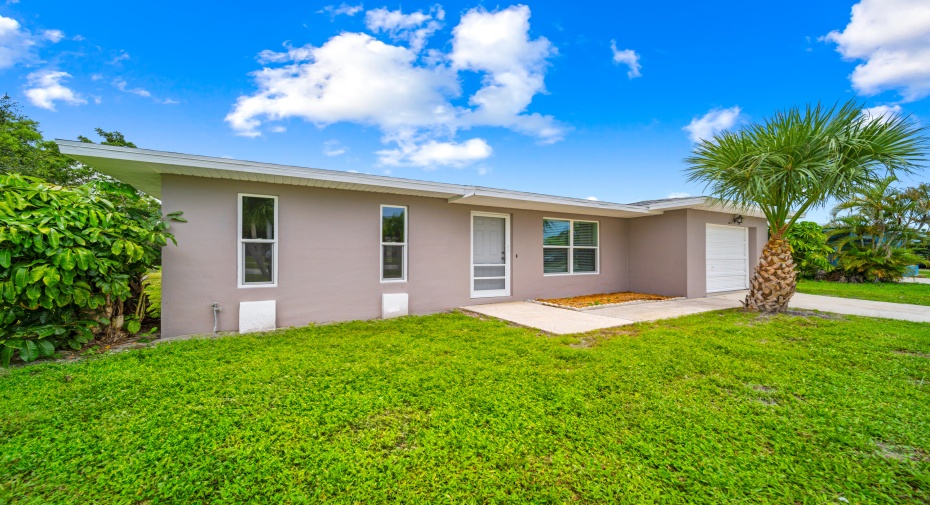 358 NE Floresta Drive, Port Saint Lucie, Florida 34983, 2 Bedrooms Bedrooms, ,1 BathroomBathrooms,Residential Lease,For Rent,Floresta,RX-11002578