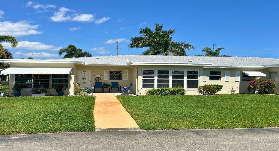 301 Country Lane Unit C, Boynton Beach, Florida 33435, 2 Bedrooms Bedrooms, ,2 BathroomsBathrooms,Condominium,For Sale,Country,1,RX-10970992