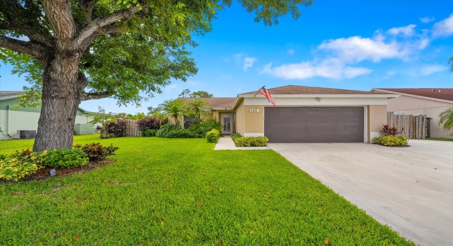 1441 Thornbank Lane, Royal Palm Beach, Florida 33411, 3 Bedrooms Bedrooms, ,2 BathroomsBathrooms,Single Family,For Sale,Thornbank,RX-11002665