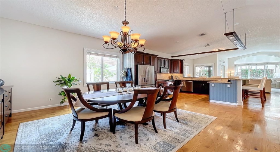 Dinning room open to Kitchen allowing large gatherings.