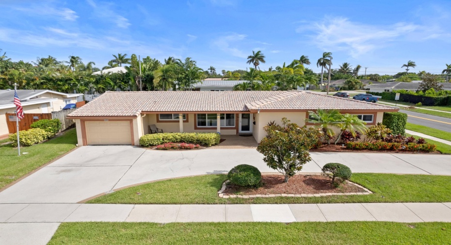 1098 W Camino Real, Boca Raton, Florida 33486, 3 Bedrooms Bedrooms, ,3 BathroomsBathrooms,Single Family,For Sale,Camino Real,RX-11002120