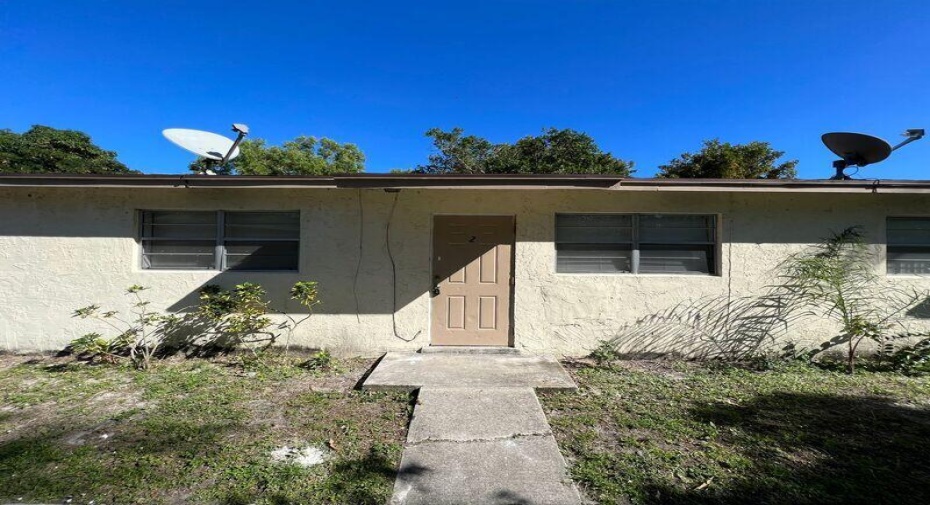 1212 15th Avenue Unit 2, Lake Worth, Florida 33460, 2 Bedrooms Bedrooms, ,1 BathroomBathrooms,F,For Sale,15th,1,RX-11003077