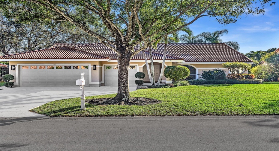 9244 NW 43rd Court, Coral Springs, Florida 33065, 3 Bedrooms Bedrooms, ,2 BathroomsBathrooms,Single Family,For Sale,43rd,RX-11003276