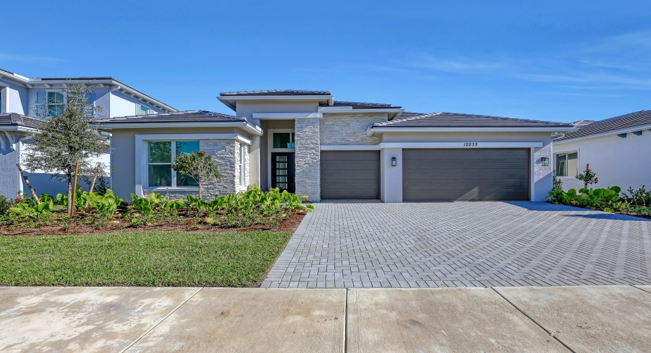 12233 Waterstone Circle, Palm Beach Gardens, Florida 33412, 4 Bedrooms Bedrooms, ,3 BathroomsBathrooms,Single Family,For Sale,Waterstone,RX-10933852