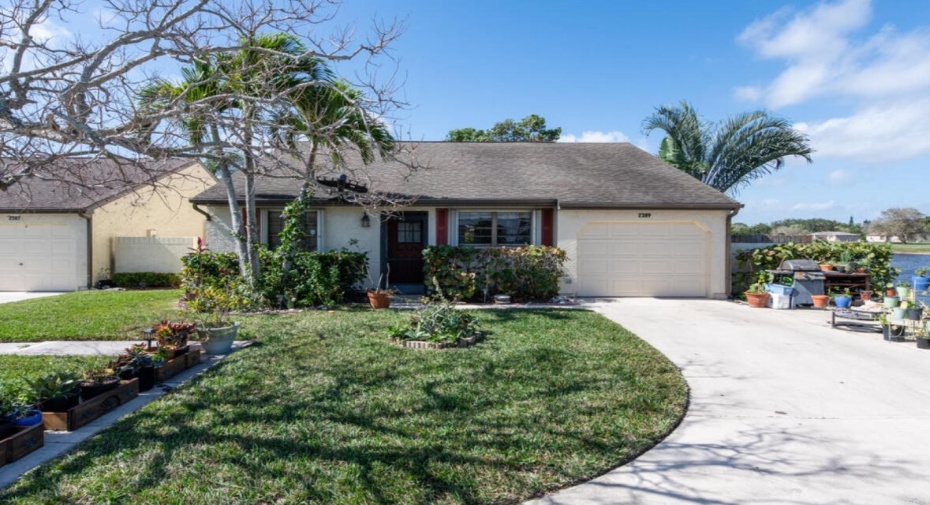 2389 SE Breckenridge Circle, Port Saint Lucie, Florida 34952, 2 Bedrooms Bedrooms, ,2 BathroomsBathrooms,Single Family,For Sale,Breckenridge,RX-10998514