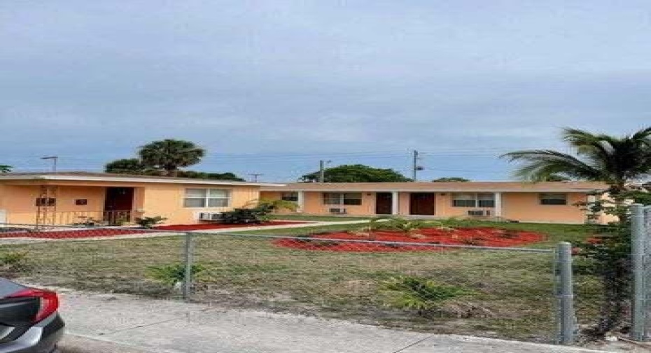 Riviera Beach, Florida 33404, 2 Bedrooms Bedrooms, ,1 BathroomBathrooms,F,For Sale,RX-11003226