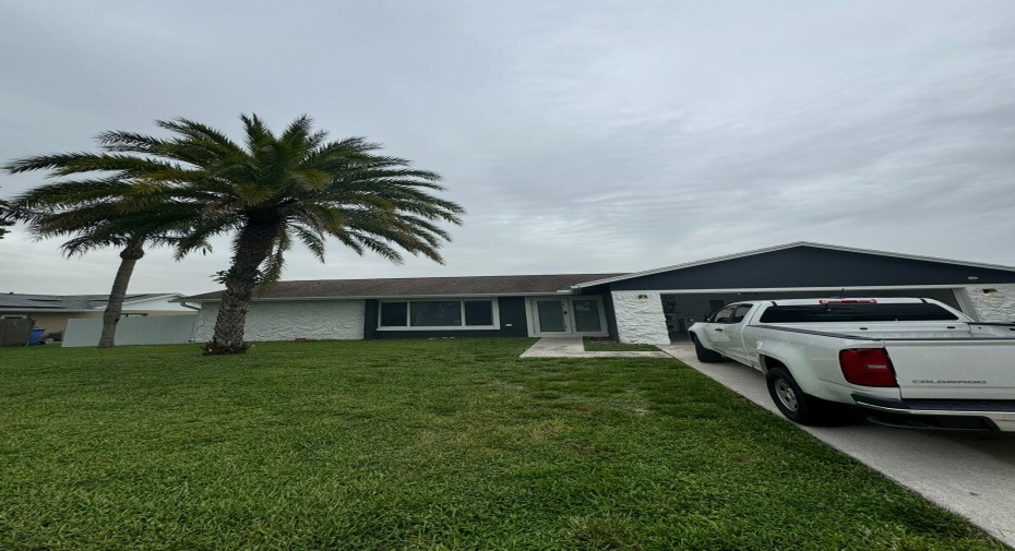 112 Parkwood Drive, Royal Palm Beach, Florida 33411, 3 Bedrooms Bedrooms, ,2 BathroomsBathrooms,Residential Lease,For Rent,Parkwood,RX-11003858