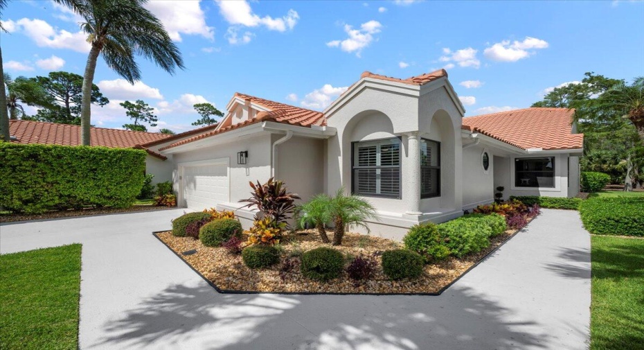 1565 Fairway Terrace, West Palm Beach, Florida 33411, 3 Bedrooms Bedrooms, ,2 BathroomsBathrooms,Single Family,For Sale,Fairway,RX-11002225