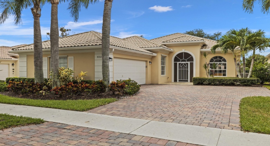 8322 Dominica Place, Wellington, Florida 33414, 3 Bedrooms Bedrooms, ,2 BathroomsBathrooms,Single Family,For Sale,Dominica,1,RX-11003489