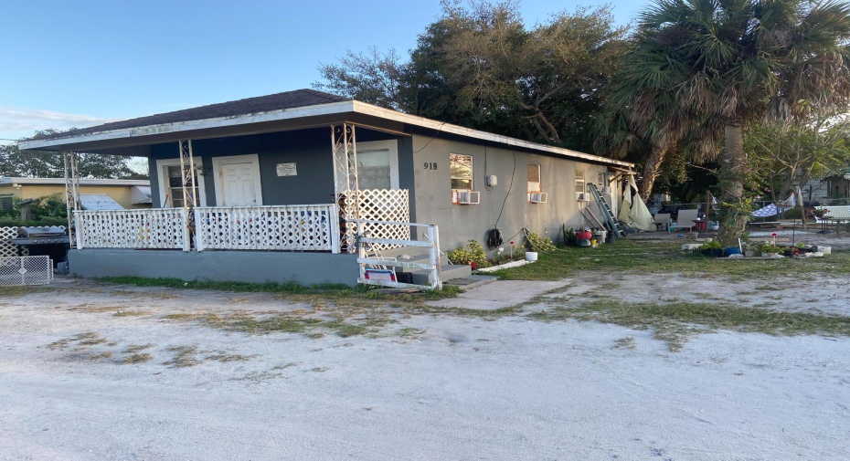 918 N 10th Street Unit Apt A, Fort Pierce, Florida 34950, 4 Bedrooms Bedrooms, ,3 BathroomsBathrooms,Single Family,For Sale,10th,RX-11004082