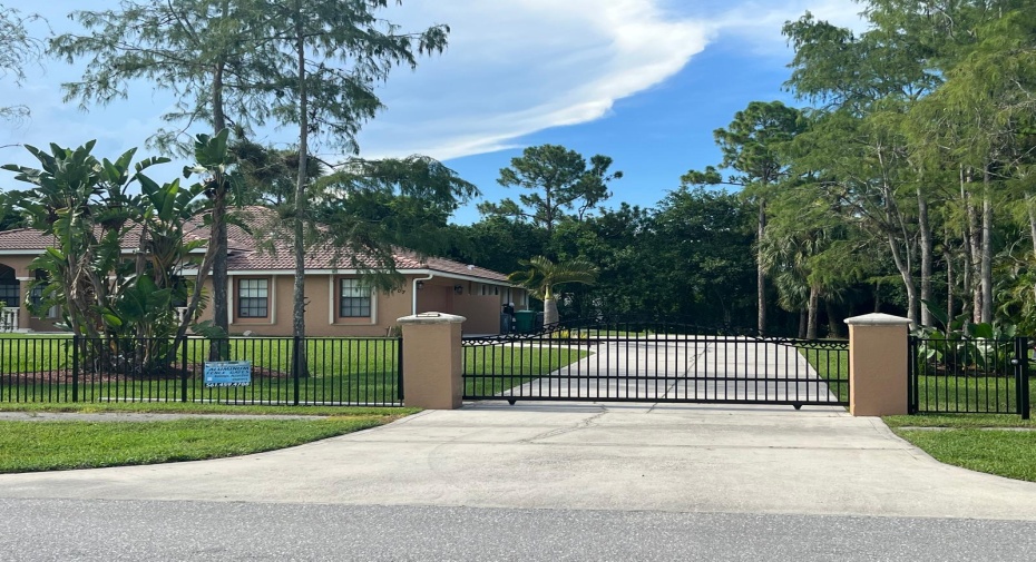 15807 Citrus Grove Boulevard, Loxahatchee, Florida 33470, 4 Bedrooms Bedrooms, ,3 BathroomsBathrooms,Residential Lease,For Rent,Citrus Grove,1,RX-10971652