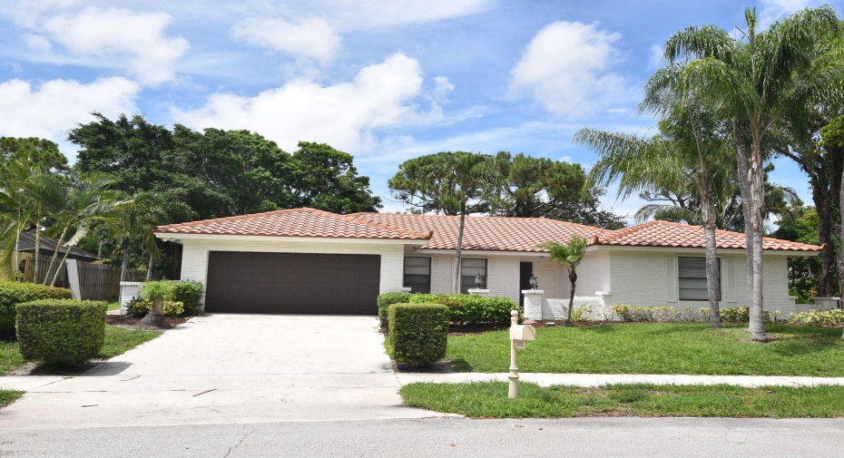 2453 NW 26th Circle, Boca Raton, Florida 33431, 4 Bedrooms Bedrooms, ,2 BathroomsBathrooms,Residential Lease,For Rent,26th,RX-11004247