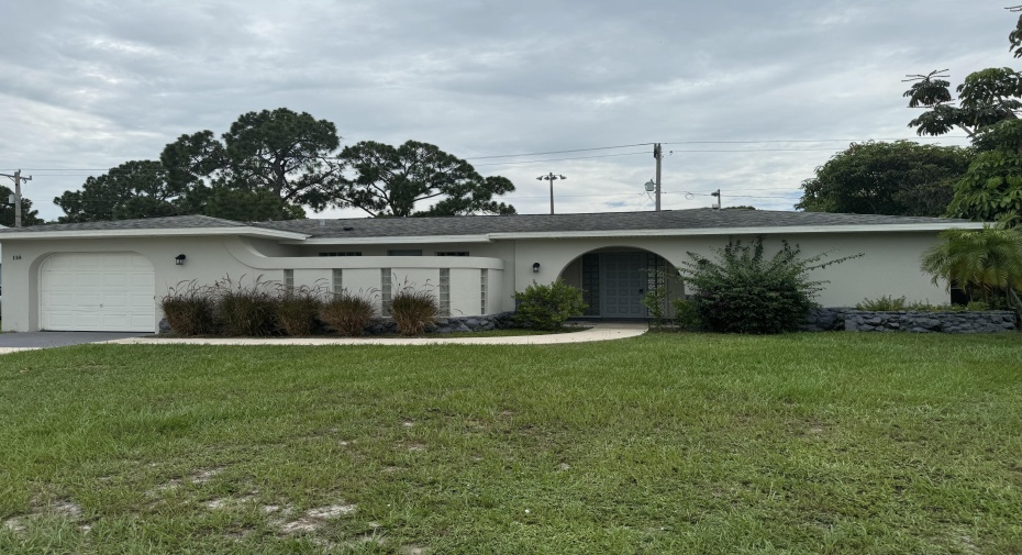 118 NW Airoso Boulevard, Port Saint Lucie, Florida 34983, 3 Bedrooms Bedrooms, ,2 BathroomsBathrooms,Residential Lease,For Rent,Airoso,RX-11004316