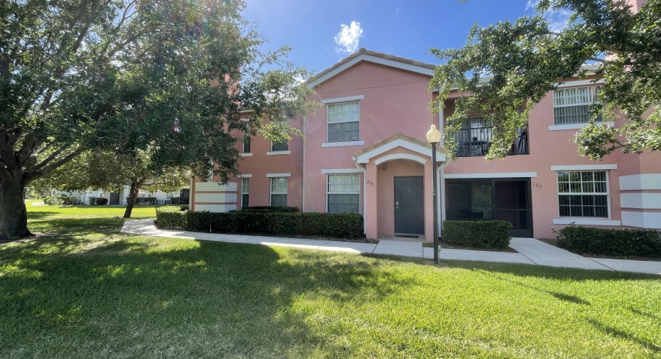 132 SW Peacock Boulevard Unit 17-201, Port Saint Lucie, Florida 34986, 3 Bedrooms Bedrooms, ,2 BathroomsBathrooms,Residential Lease,For Rent,Peacock,201,RX-10981237