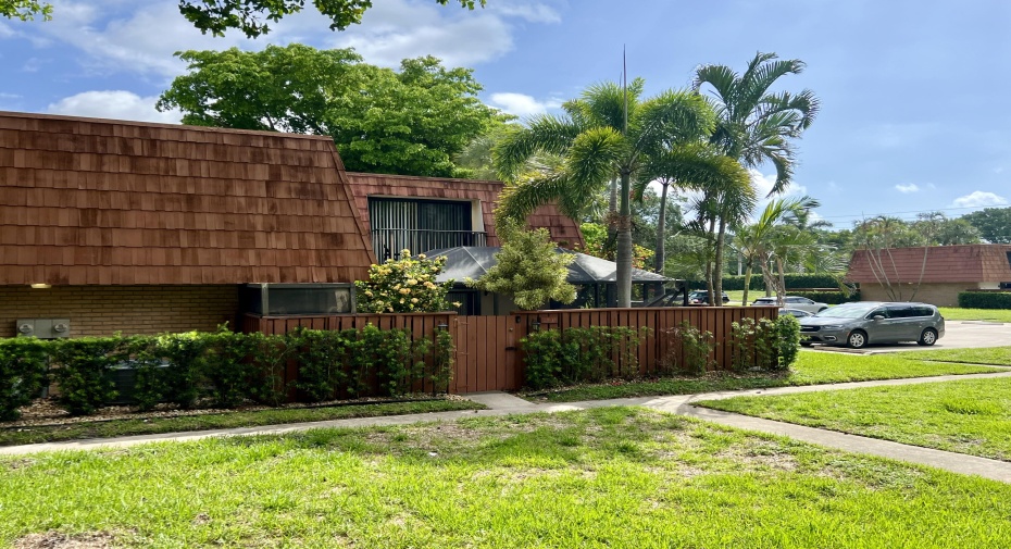 431 Live Oak Lane Unit 431, Boynton Beach, Florida 33436, 2 Bedrooms Bedrooms, ,2 BathroomsBathrooms,Residential Lease,For Rent,Live Oak,RX-11004405